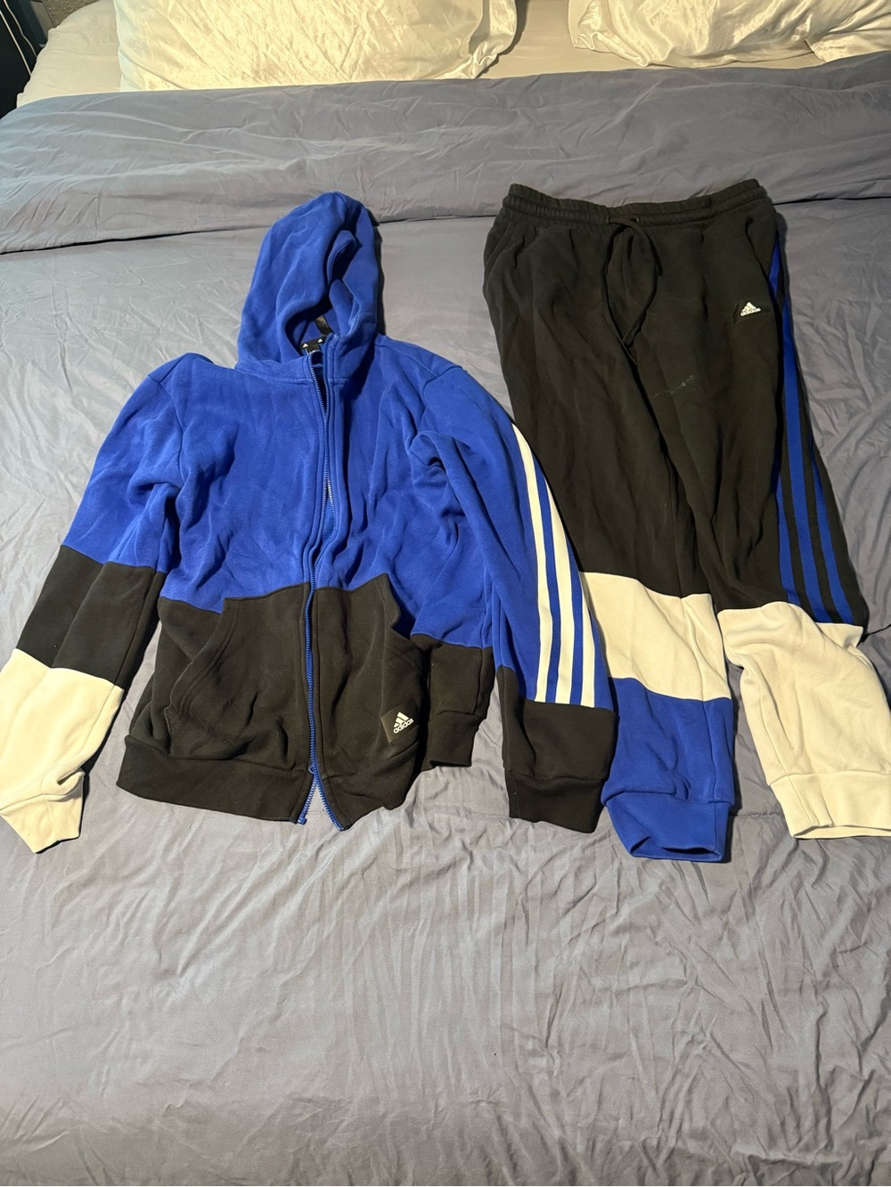 adidas Black, Blue & White Colorblock Men's Sweatpants & Hoodie Set